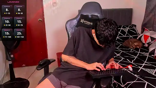 cute_diego_'s Live XXX Chat