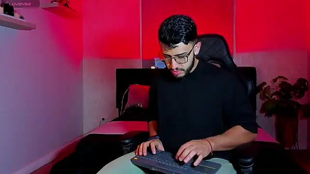 Liam_Kleiin 在線直播表演