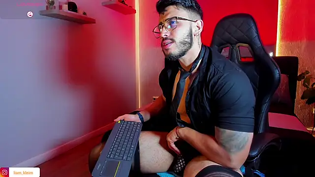 Liam_Kleiin Show Webcam
