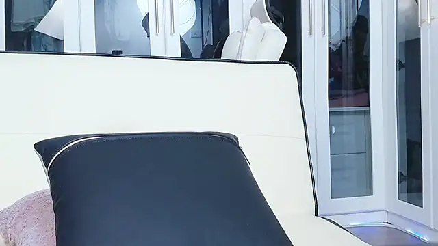 _abii_: διαδικτυακό σόου στην κάμερα