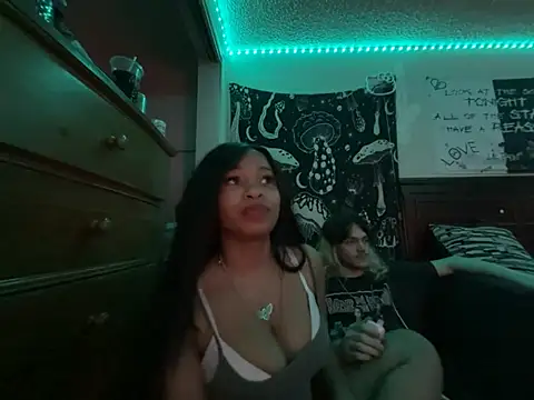 הופעת וובקאם של venusfairys