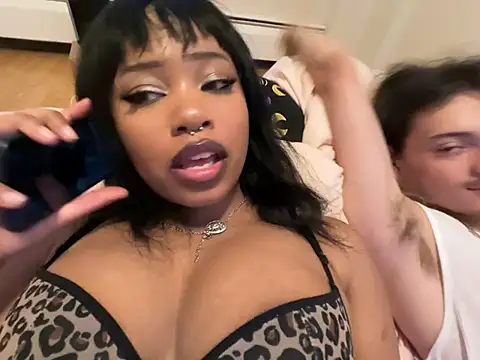 הופעת וובקאם של venusfairys