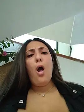 IRINA_DIAMOND Show in webcam