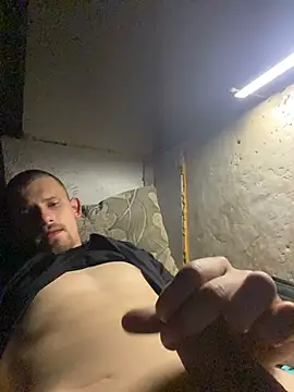 Boysex227: διαδικτυακό σόου στην κάμερα