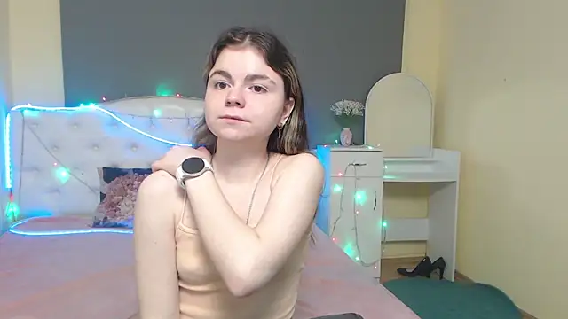 XXX chat uživo modela TinaRedly
