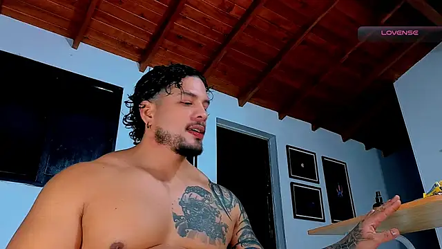 Show modela SilvaBranko na web-kameri