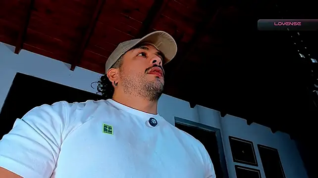 Show modela SilvaBranko na web-kameri