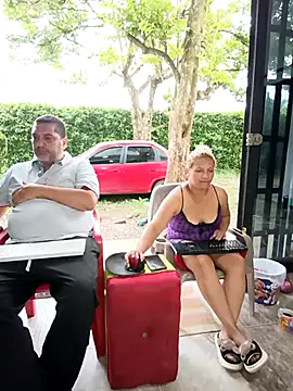 Show de hotandfierylatinos2023 na webcam