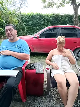 hotandfierylatinos2023: διαδικτυακό σόου στην κάμερα