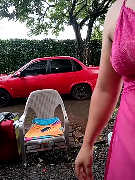 hotandfierylatinos2023: διαδικτυακό σόου στην κάμερα