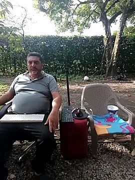 hotandfierylatinos2023のウェブカメラショー