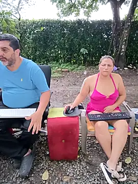 hotandfierylatinos2023: вебк ам-шоу