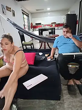 Show de webcam de hotandfierylatinos2023