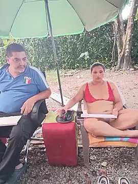 Show de hotandfierylatinos2023 na webcam