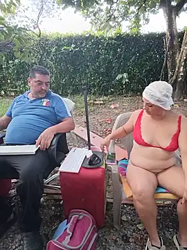 Show de hotandfierylatinos2023 na webcam