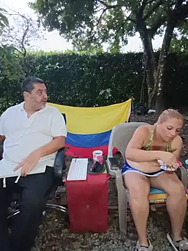 Show modela hotandfierylatinos2023 na web-kameri