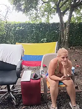 عرض كام hotandfierylatinos2023