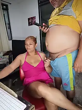 Show de hotandfierylatinos2023 na webcam