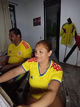 hotandfierylatinos2023: διαδικτυακό σόου στην κάμερα