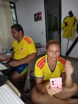 Show modela hotandfierylatinos2023 na web-kameri