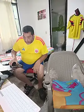 hotandfierylatinos2023 Adlı Modelin Web Kamerası Şovu
