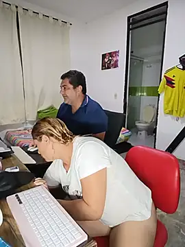 Show de webcam de hotandfierylatinos2023