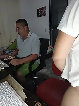 Pertunjukan Kamera Web hotandfierylatinos2023