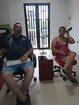 Show de webcam de hotandfierylatinos2023