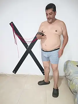hotandfierylatinos2023 Show in webcam