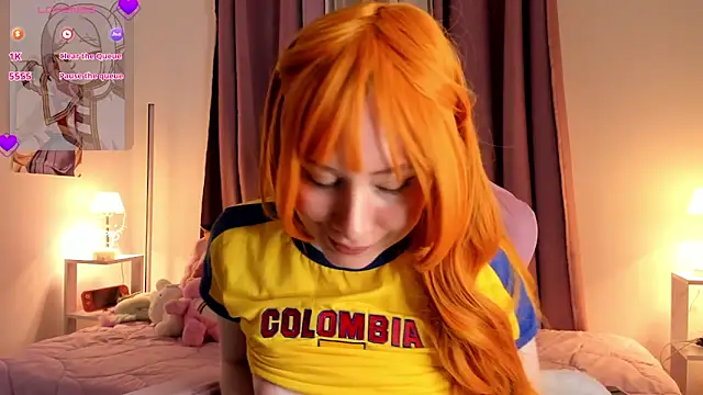 Gin_Lilah Show in webcam