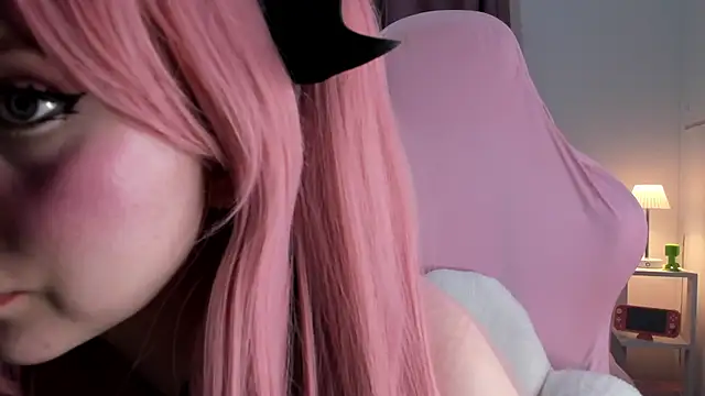 Gin_Lilah's Live XXX Chat