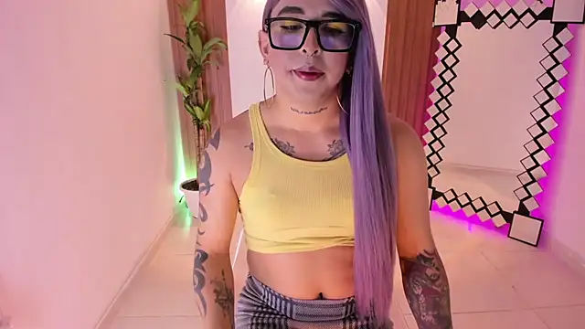 Laveneno_ortiz07's Webcam Show