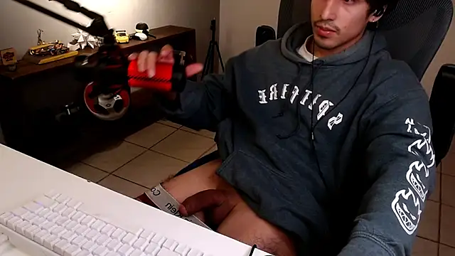 Thieves9 Show Webcam