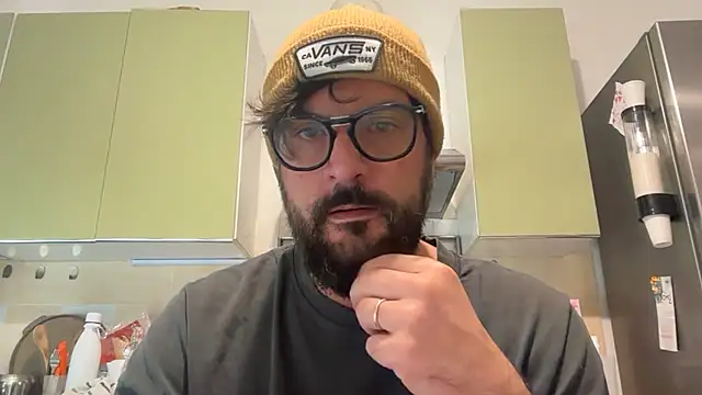 beardo85 Webcam show