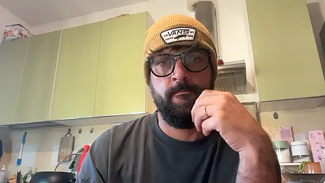 beardo85 Webcam Show