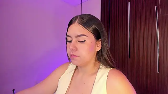 ArianaBaker Live XXX-Chat