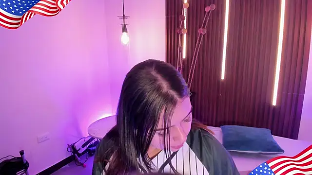 Chat XXX en directo de ArianaBaker