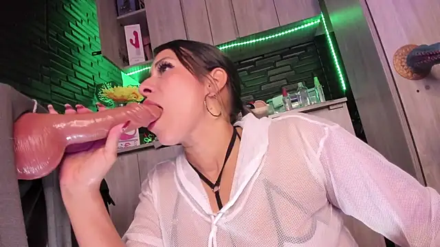 LaureenHills Webcamshow