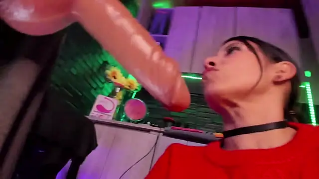 LaureenHills: вебкам-шоу