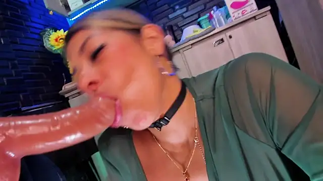 LaureenHills 라이브 XXX 채팅