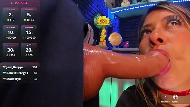 Chat XXX ao vivo de LaureenHills