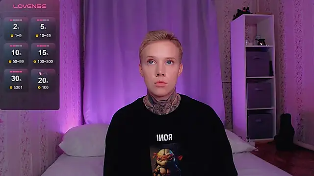 XXX chat uživo modela soulinacage