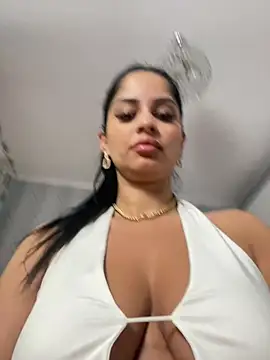 _adelle Adlı Modelin Web Kamerası Şovu