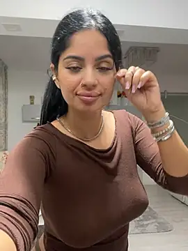 _adelle webcam show