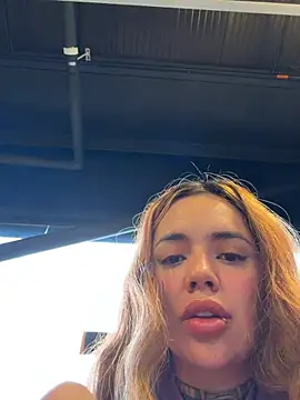 Chat XXX ao vivo de yandracelisofficial