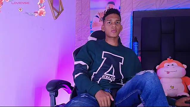 dilan_alfonzo Show in webcam