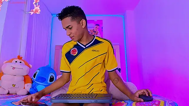 dilan_alfonzo Webcamshow