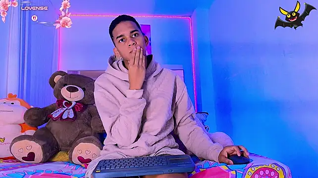 Webkamerová show dilan_alfonzo