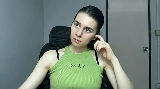 Онлайн чат XXX SassyJessi