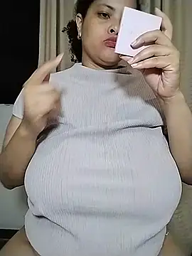 sweetpe's Live XXX Chat